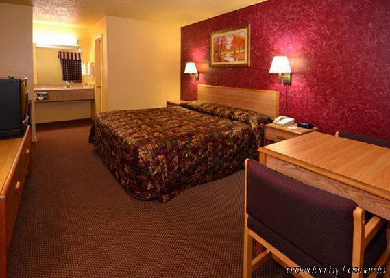 Econo Lodge Houston Brookhollow Стая снимка